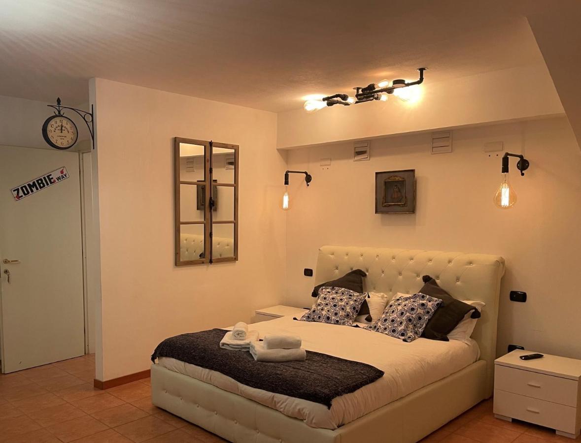 Bb Tortona Bed & Breakfast Милано Екстериор снимка