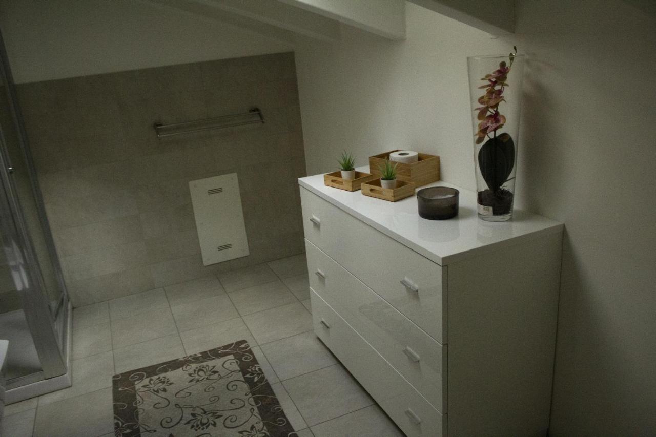 Bb Tortona Bed & Breakfast Милано Екстериор снимка
