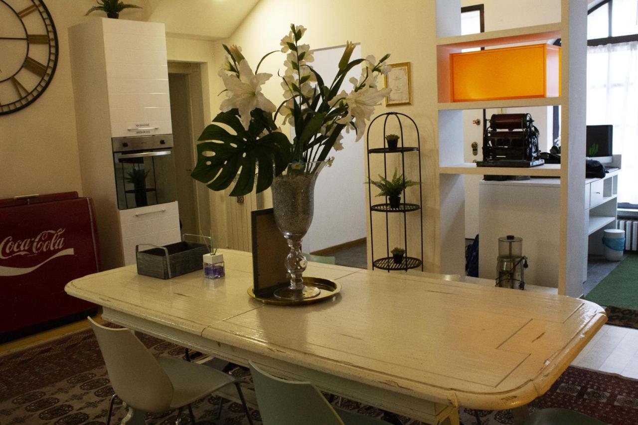 Bb Tortona Bed & Breakfast Милано Екстериор снимка